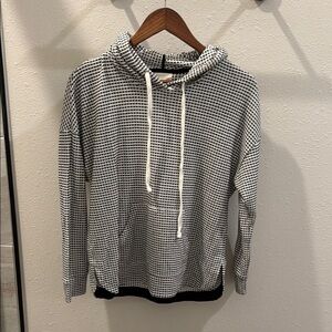 MELLODAY Black and White Striped Hoodie Sweatshirt